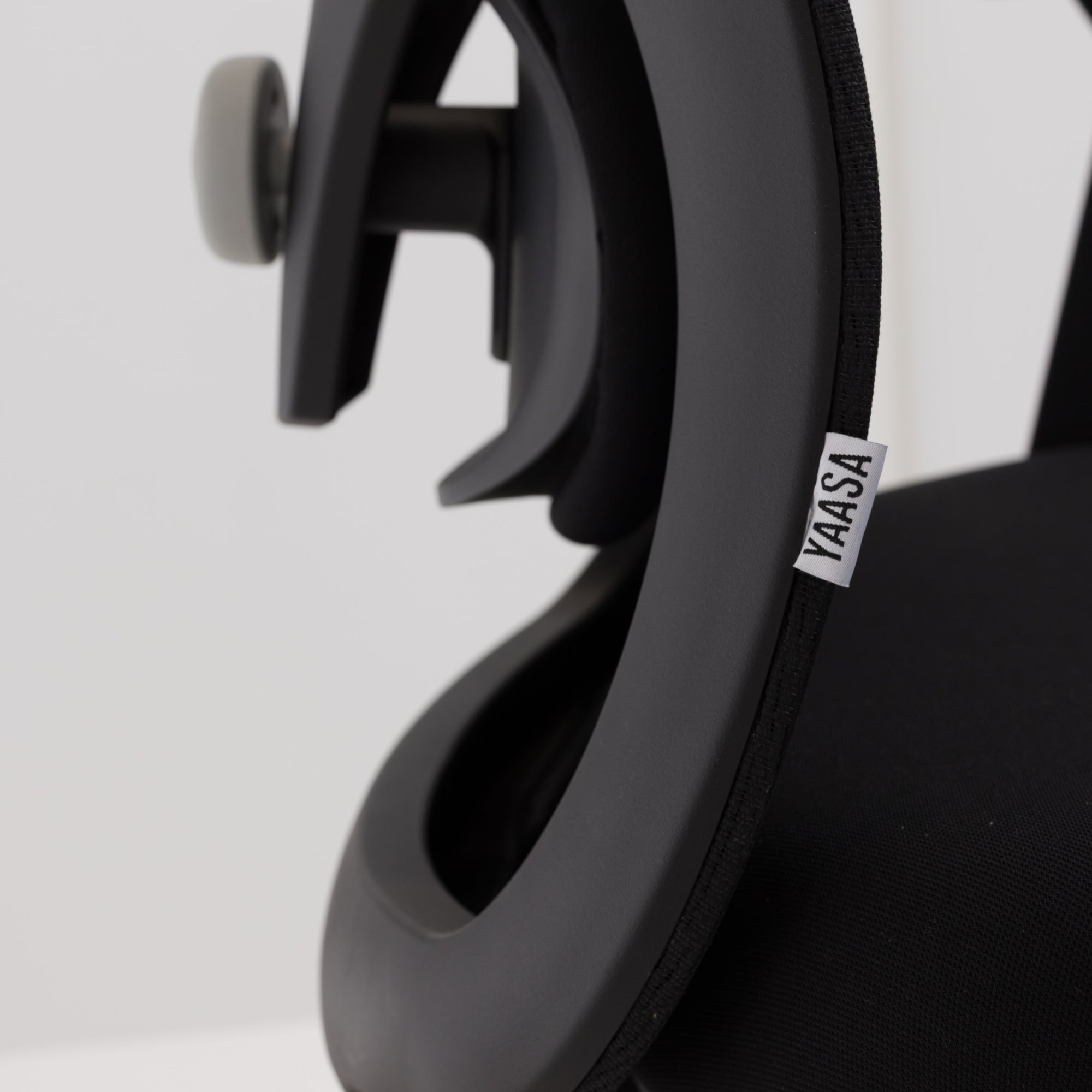 Chair Plus - Ergonomic office chair | YAASA