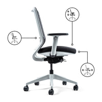 Yaasa Chair Classic in Weiß mit verstellbarer Rückenlehne und anpassbarer Sitzhöhe und -tiefe