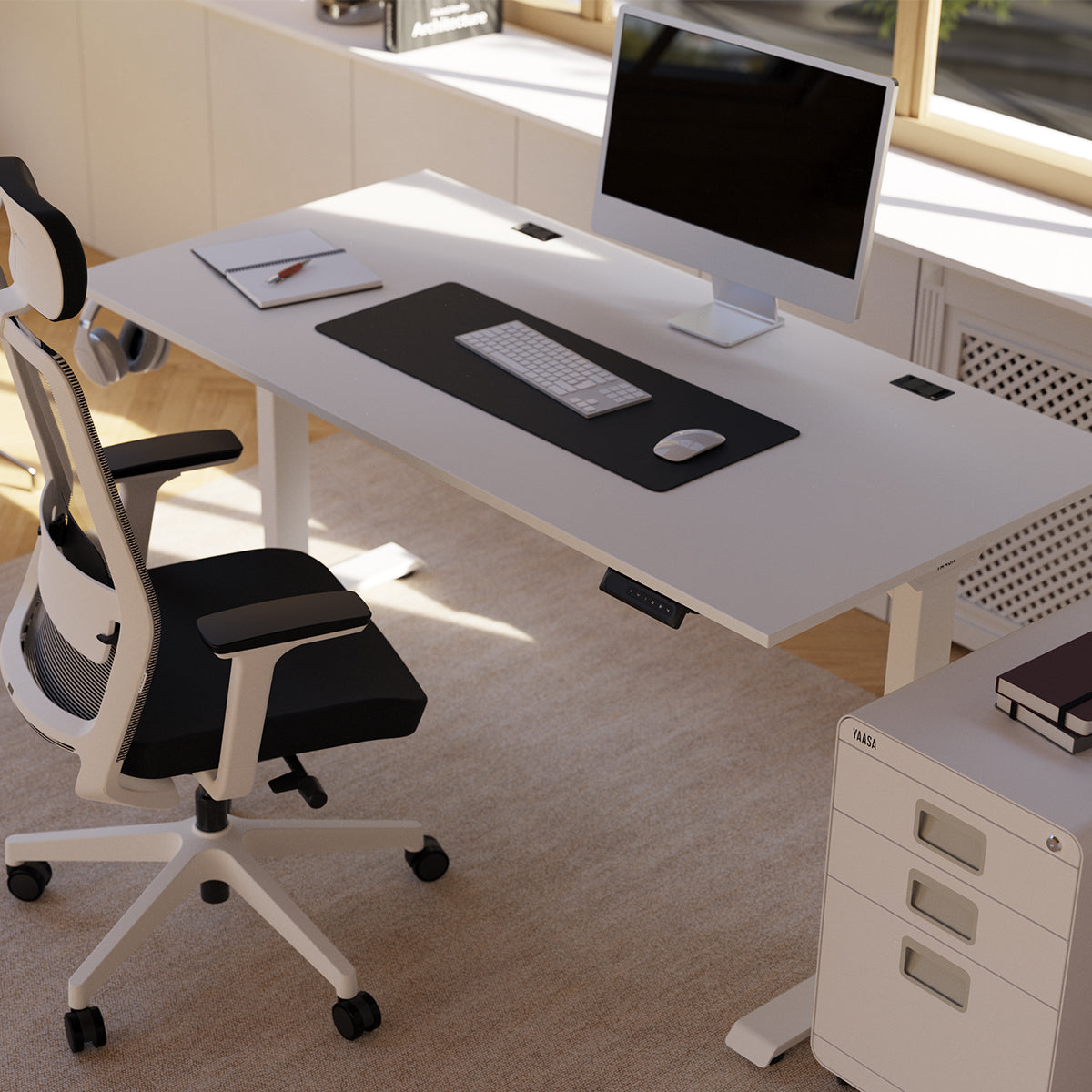Desk Essential - Height-Adjustable Desk | Yaasa