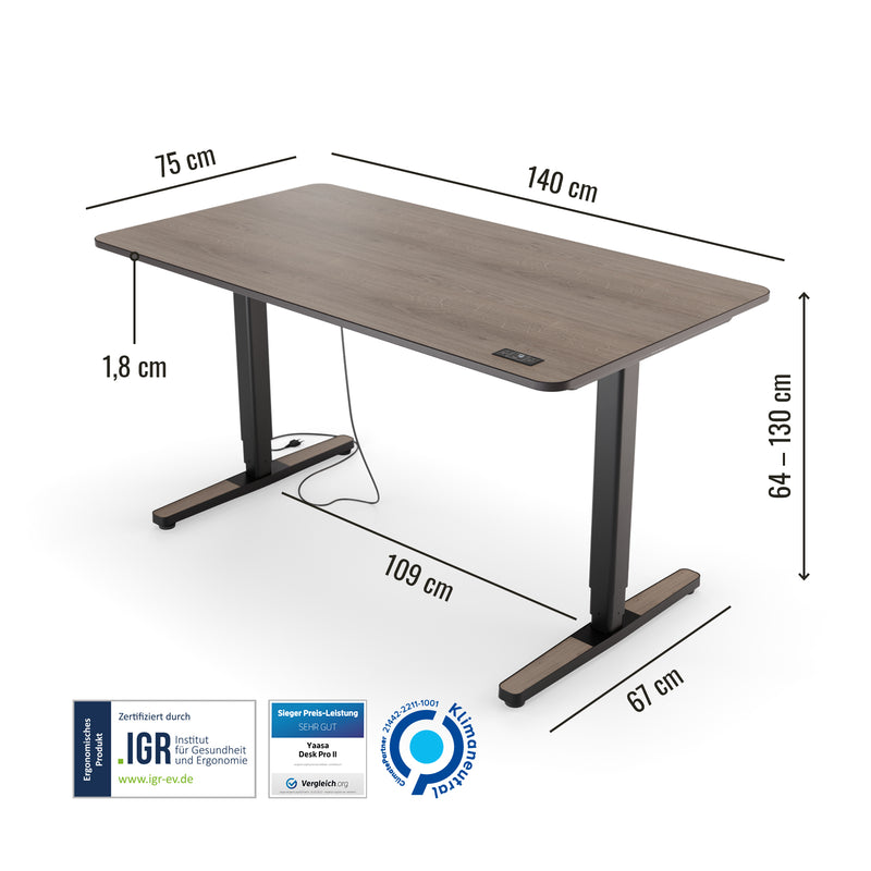Abmessungen des Preis-Leistung-Siegers Yaasa Desk Pro 2 in 140 x 75 cm in der Farbe Eiche und mit IGR Zertifikat.