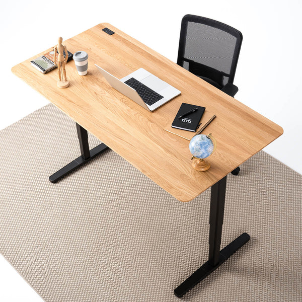 Office Setup mit dem Yaasa Desk Pro 2 Eiche Vollholz/Schwarz