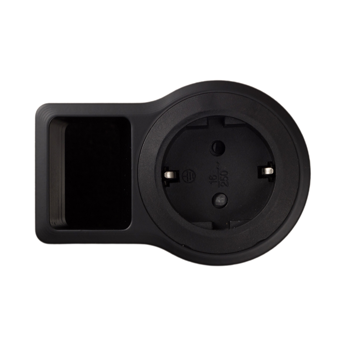 Power Management - Built-in Power Outlet EU