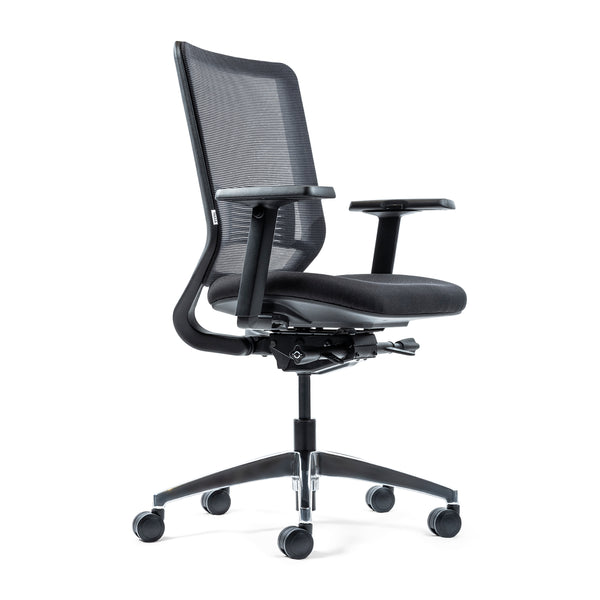 Der Bürostuhl Yaasa Chair in Schwarz.