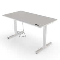Desk Pro 2 von Yaasa in der Farbe Hellgrau und in der Größe 139 x 75 cm.