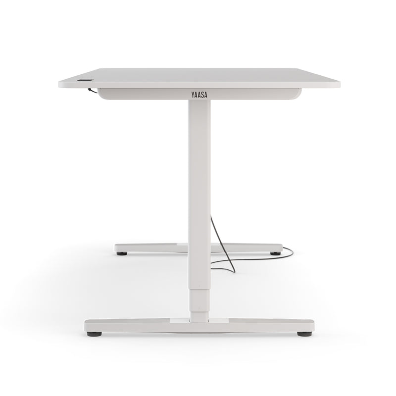 Desk Pro 2 mit weißem Tischgestell und Tischplatte in der Farbe Hellgrau und in der Größe 160 x 80 cm.