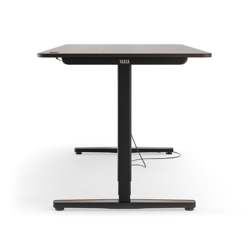 Tischbein des Desk Pro 2 in der Farbe Eiche und Größe 180 x 80 cm.